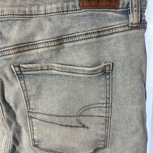 American Eagle Outfitters Women’s Light Blue Jeans